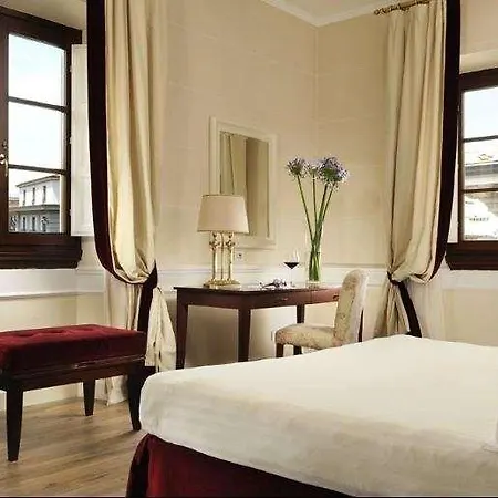 Fh55 Calzaiuoli ホテル フィレンツェ