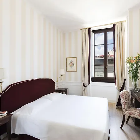 Fh55 Calzaiuoli 4* フィレンツェ