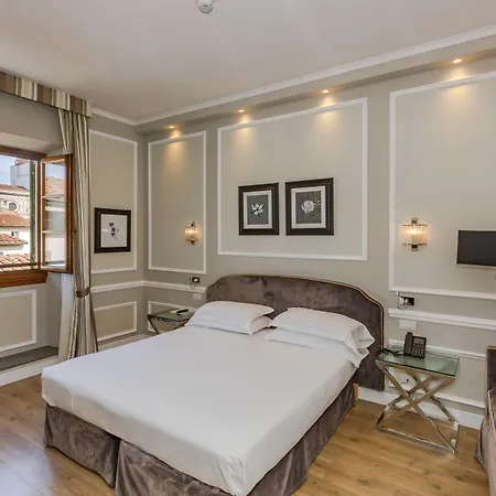 Fh55 Calzaiuoli ホテル