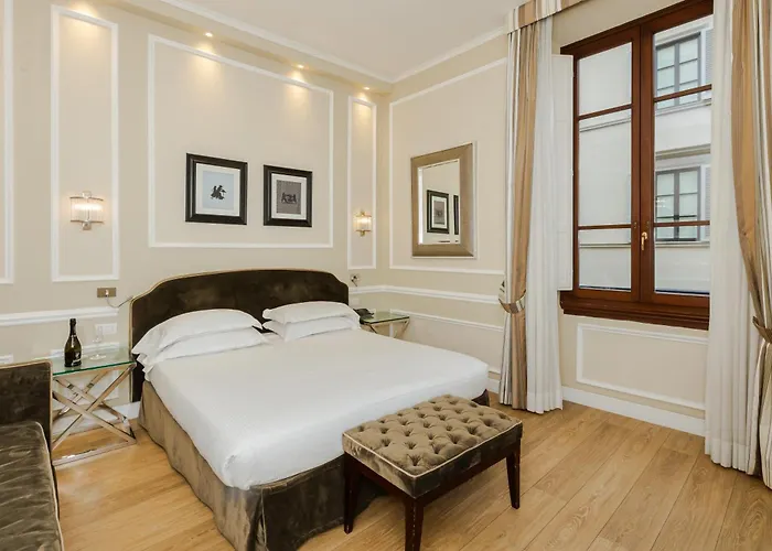 Ξενοδοχείο Fh55 Calzaiuoli 4*