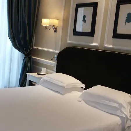Fh55 Calzaiuoli Hotel 4*