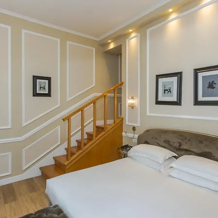 Fh55 Calzaiuoli Hotel 4*