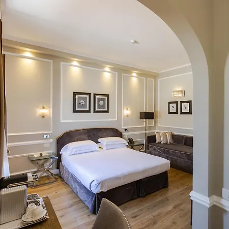 Fh55 Calzaiuoli Hotel Florence